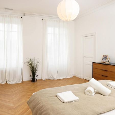 La Pittoresque 2 Apartman Carcassone Szoba fotó