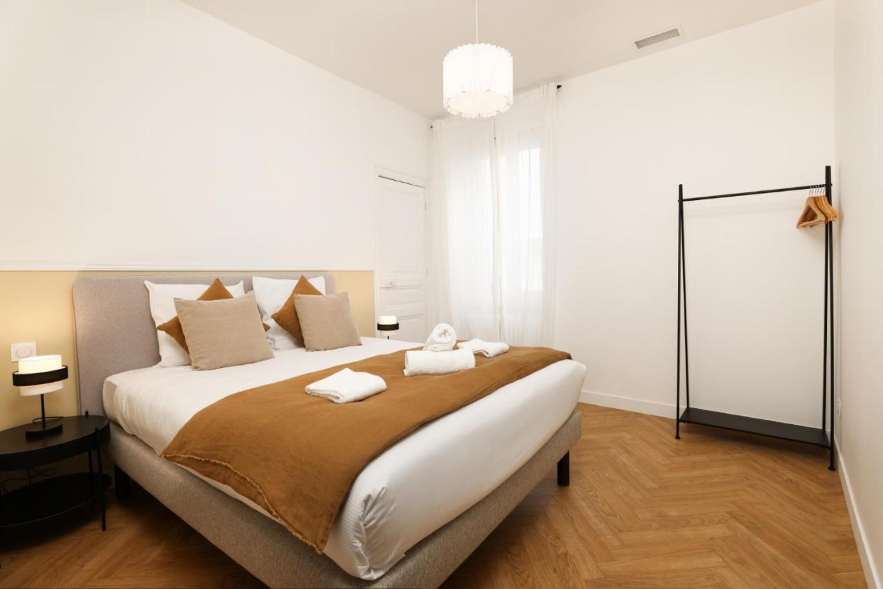 La Pittoresque 2 Apartman Carcassone Szoba fotó