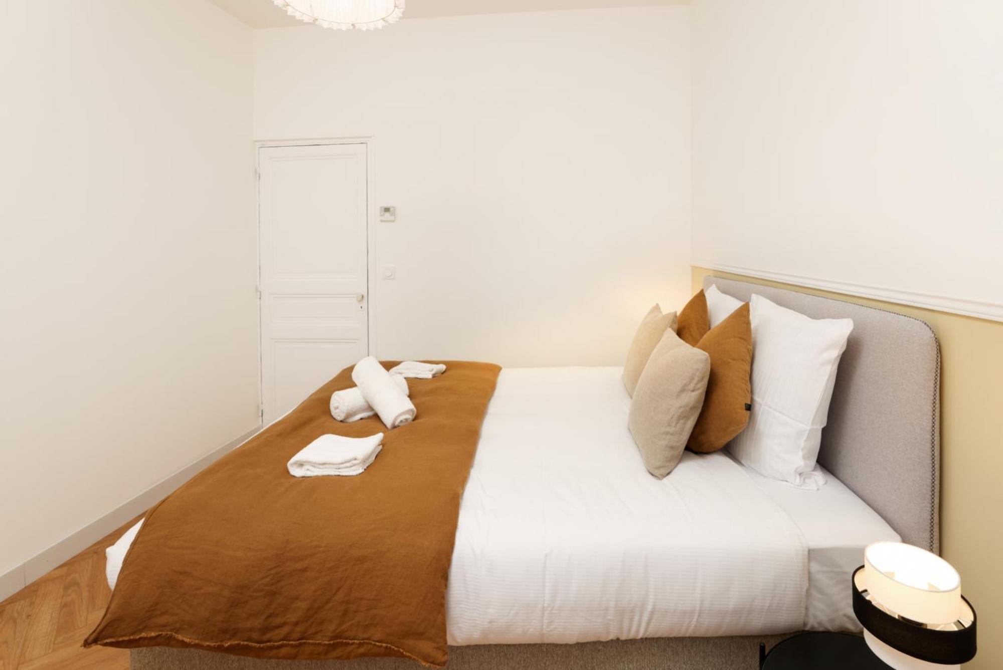 La Pittoresque 2 Apartman Carcassone Szoba fotó