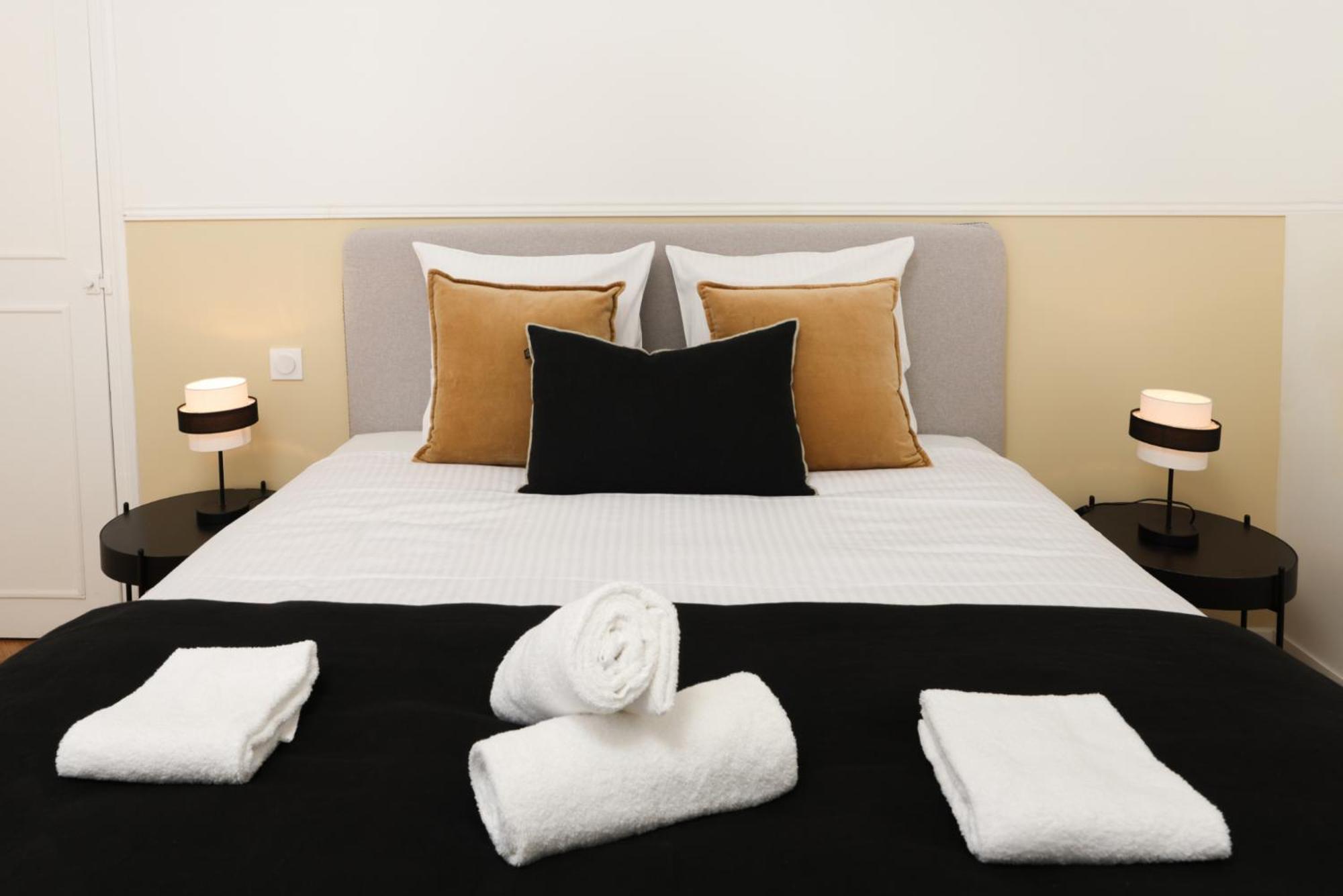 La Pittoresque 2 Apartman Carcassone Szoba fotó